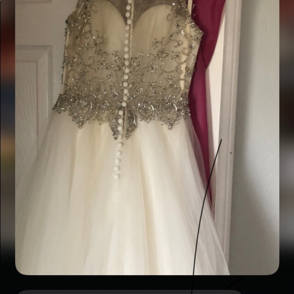 Size 8 wedding dress